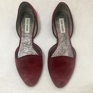Steve Madden - Maroon Suede Pointy Toed Flats